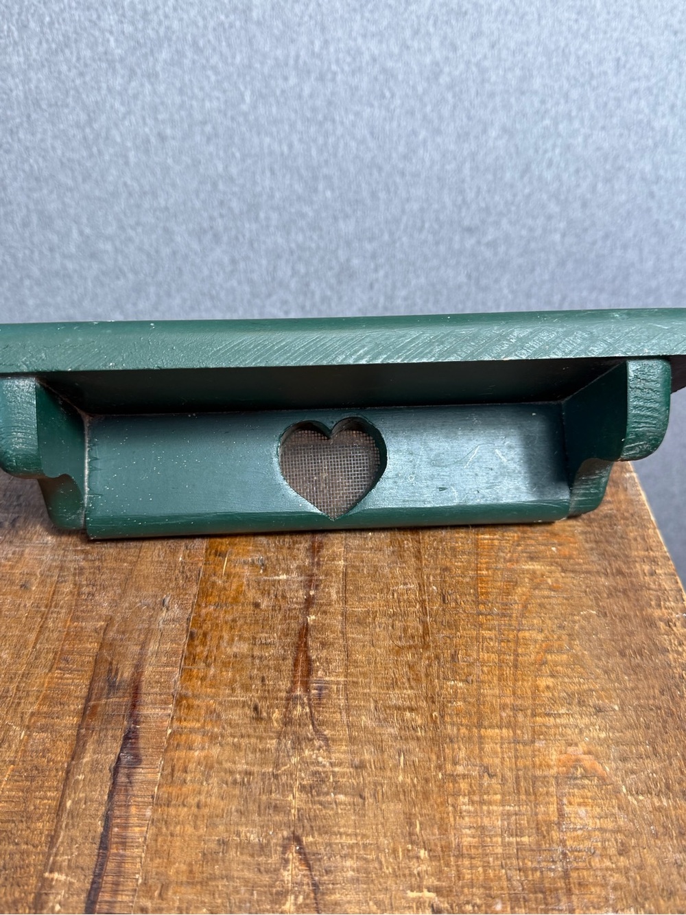 Green Heart Accent Wall Shelf - Home Wall Decor